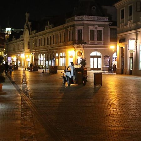 Orhideea Apartment Oradea Exterior foto