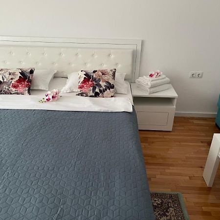 Orhideea Apartment Oradea Exterior foto